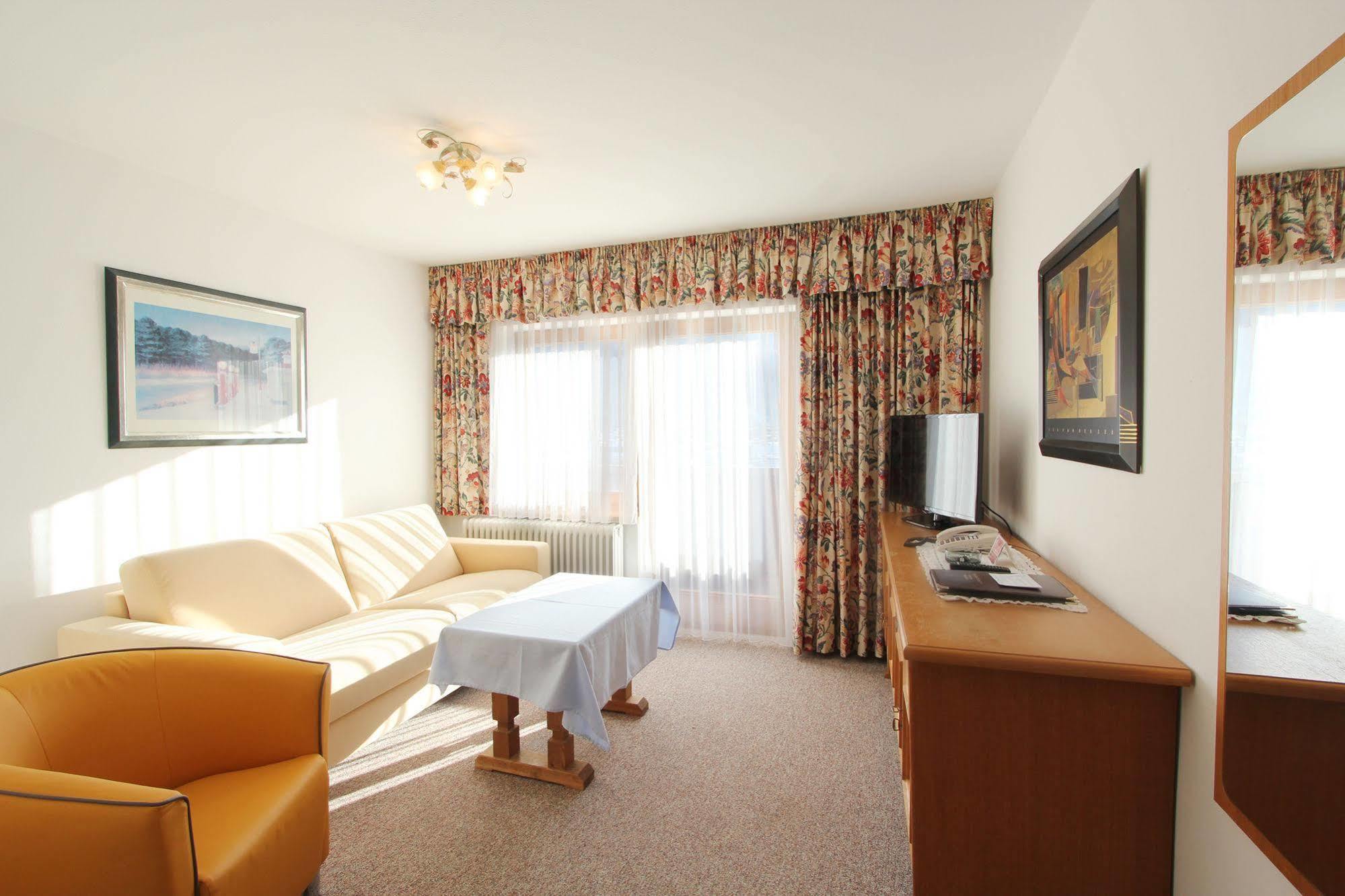 Aalto Panorama Hotel Зеефельд в Тироле Экстерьер фото